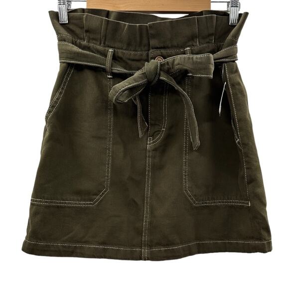 Free People Splendor In The Grass PaperBag Waist Mini Skirt in Army Green Size 6 - Picture 2 of 8
